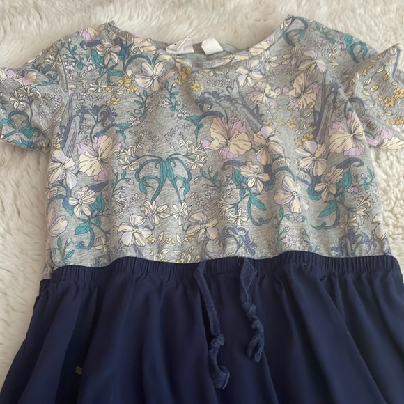 Girl’s summer dresses size 6 - Picture 10 of 12